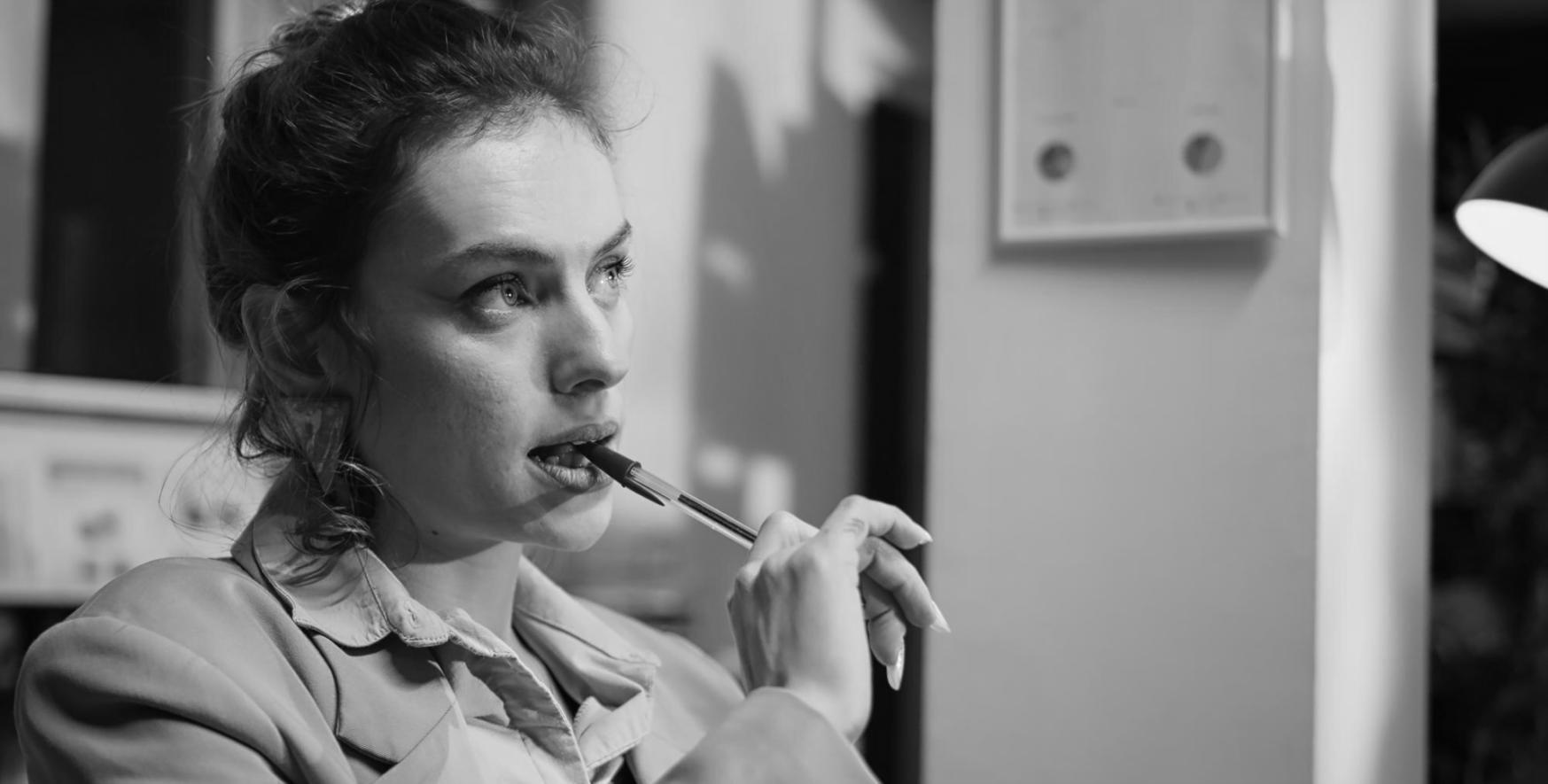 Live online session with learners discussing content layout strategies